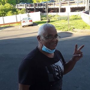 Meet your Posher, Carlos